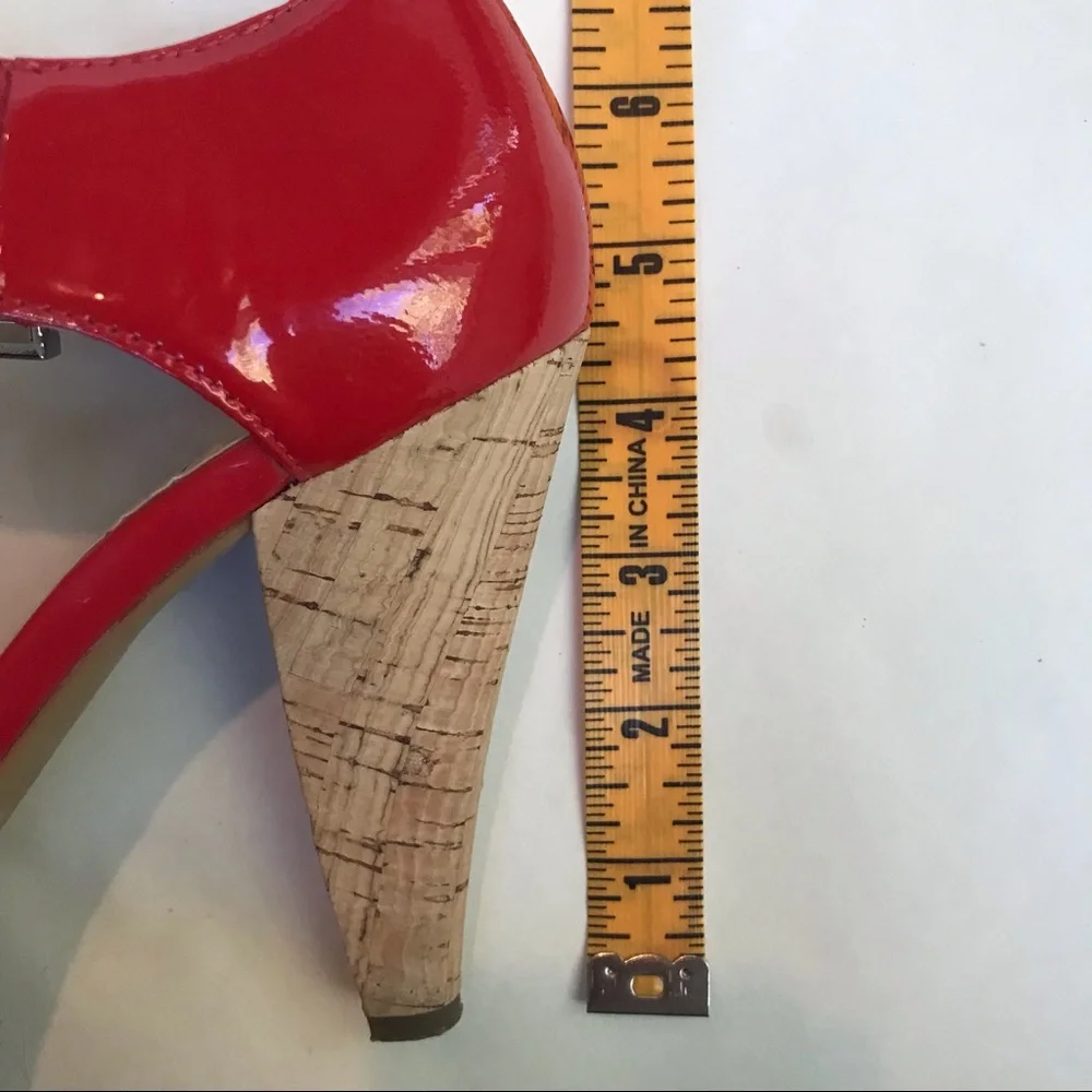 ‼️SOLD LOCALLY‼️ Franco Sarto Artist’s Collection Patent Heels - Picture 7 of 11